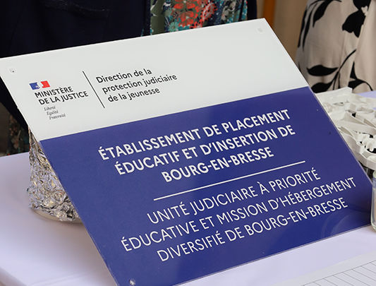 Mineurs sous main de justice : santé et scolarité, une priorité